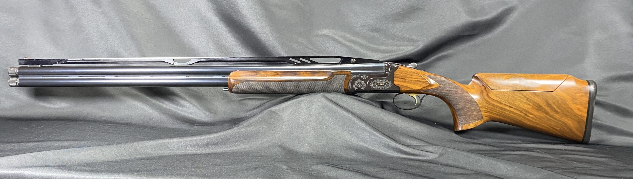 中古】【管理番号3287】CAESAR GUERINI Summit Black Impact TRAP 30